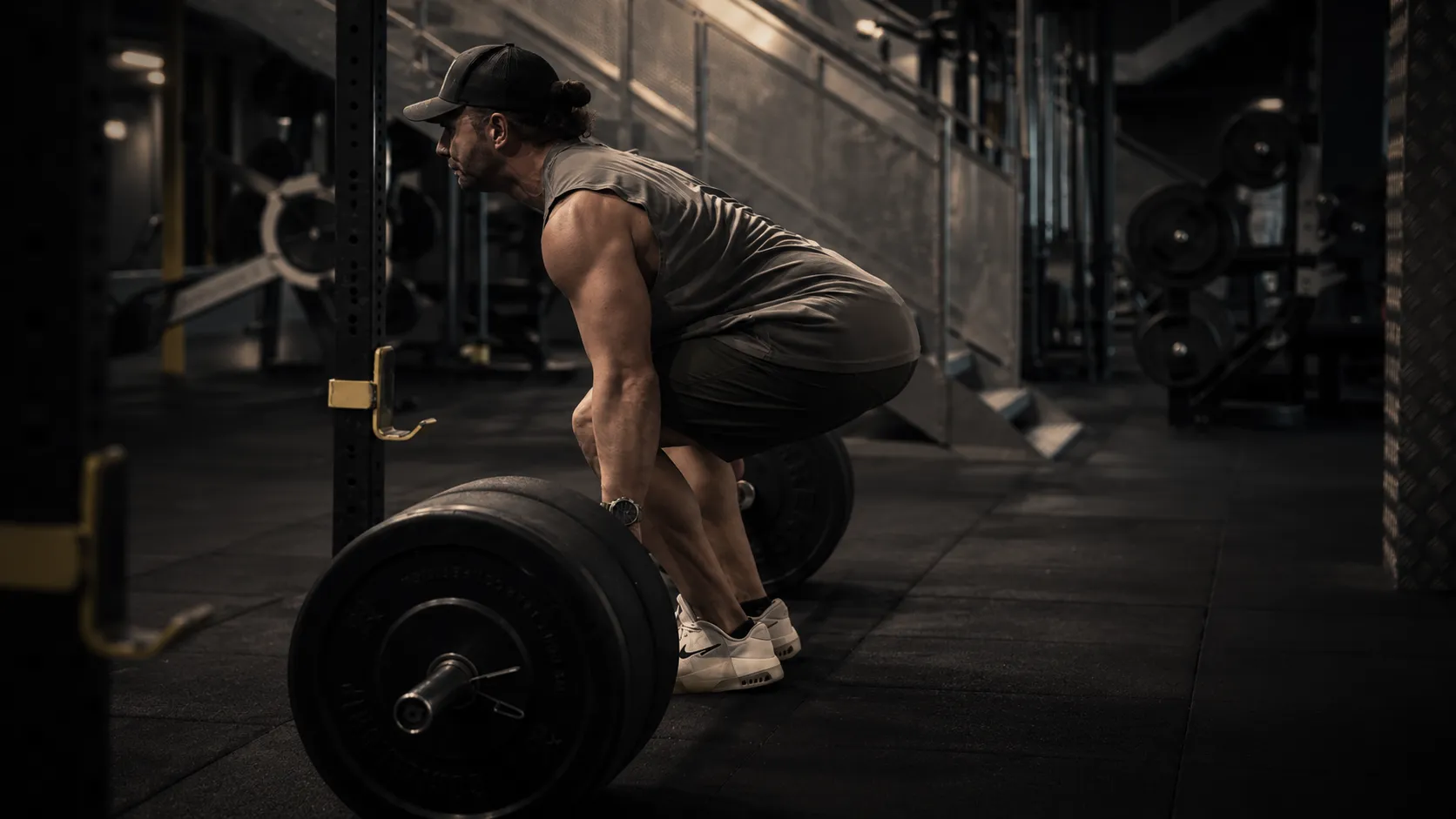 damien-deadlift-01